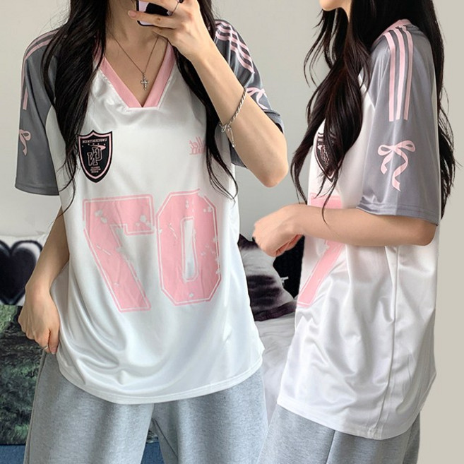 꾸안꾸/키치/3col 베이비 루즈핏 브이넥 트랙 레터링 풋볼 유니폼 반팔 티셔츠