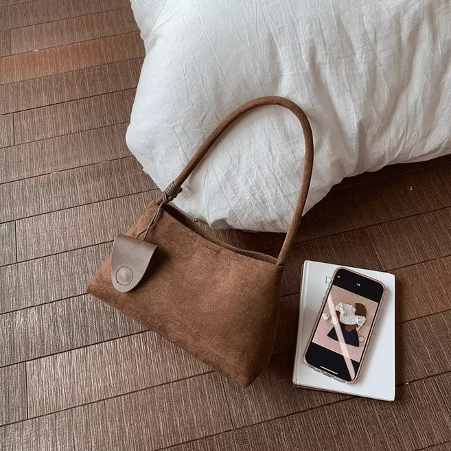 굿도우 여성 스웨이드 미니 숄더백