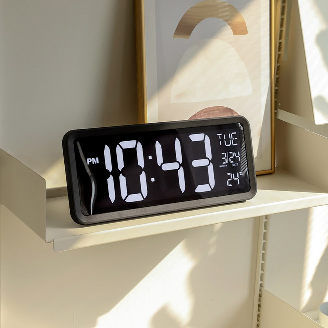 오더블유씨 빅 화이트 LED 시계 OT874BK, 블랙