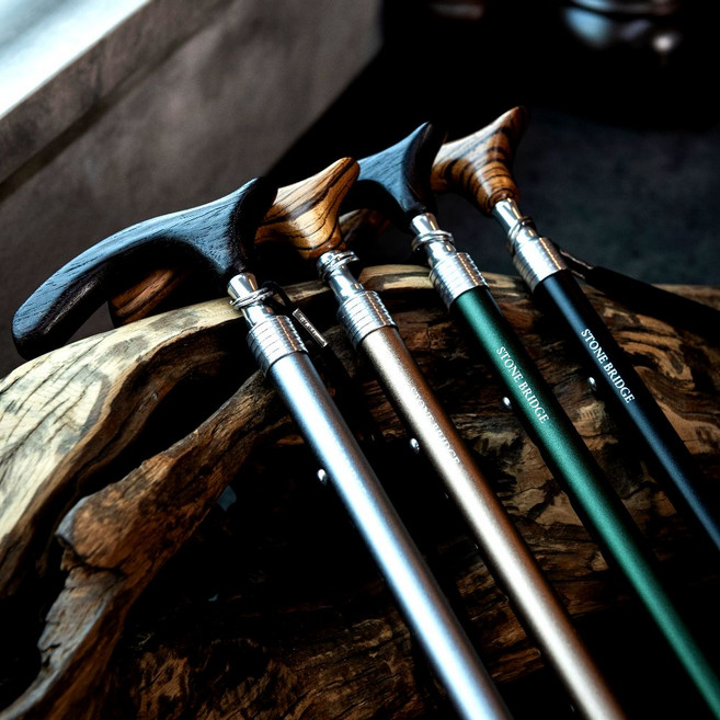 스톤브릿지 테라 초경량 어르신 지팡이 고급형, 1개, 실버 바디 다크 핸들