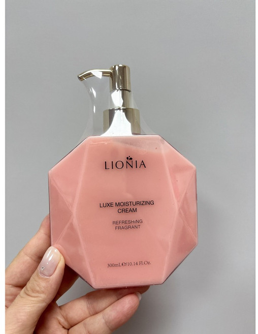 LIONIA 蓮妮娜 海洋魚子精華 柔膚香氛潤膚霜 300ml, 1瓶, 1瓶 (2026/11/05)