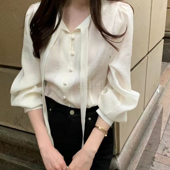 에프터 타이 블라우스 하객룩