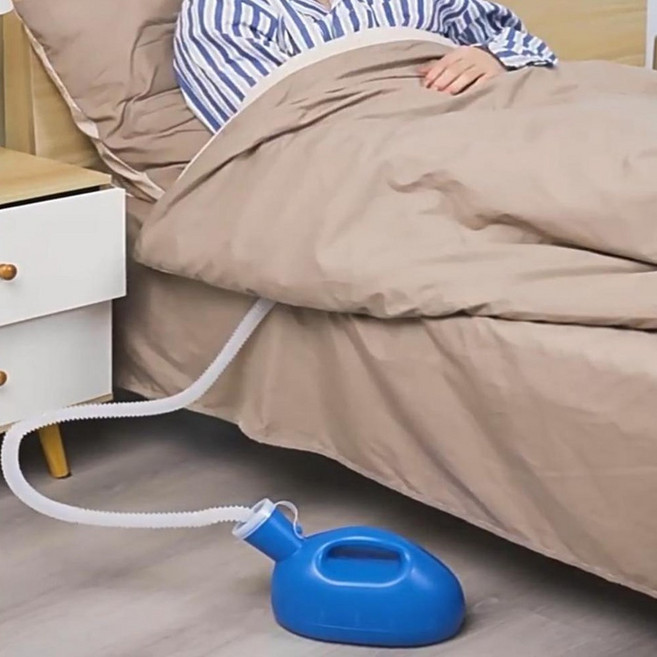 웰스홈 남성용 환자 소변기 와상환자 간병 휴대용 실버 요양 위생 배뇨용품, 소변기_남성용, 1개