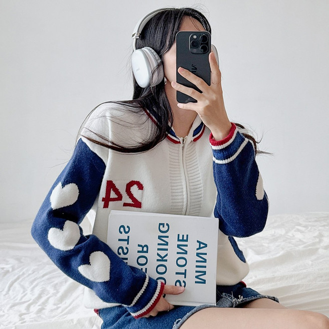 요시아나 [당일발송] 하르디 배색 카라넥 소매 하트 니트 야구 집업 점퍼 2컬러