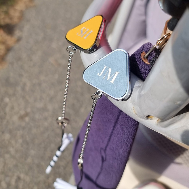 나브르 이니셜 각인 테이크미 골프 티걸이, 내츄럴-스카이