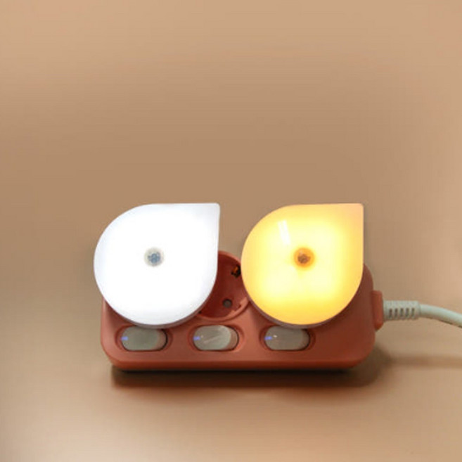 룸인커머스 LED 콘센트형 퐁퐁 취침등 수면무드등 인테리어등 광센서 모션센서, 광센서(전구색)