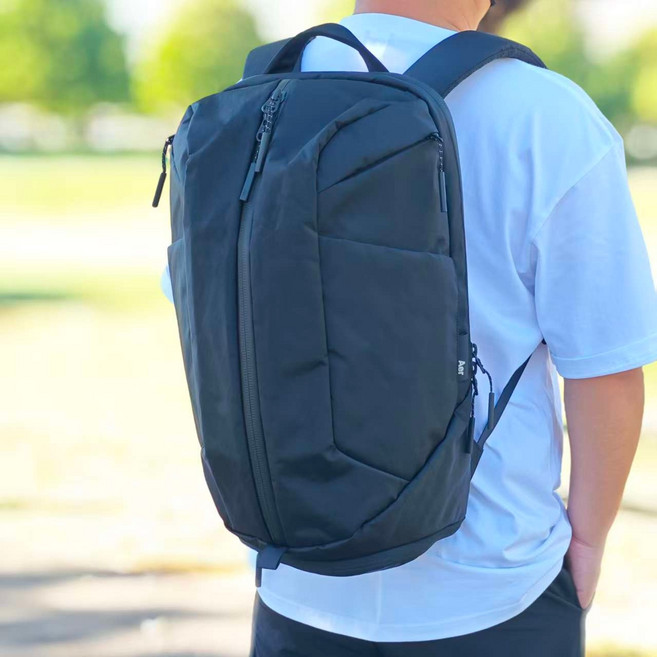Aer Duffel Pack 3 防潑水 輕量 耐磨 旅行出國 運動 後背包, 黑色