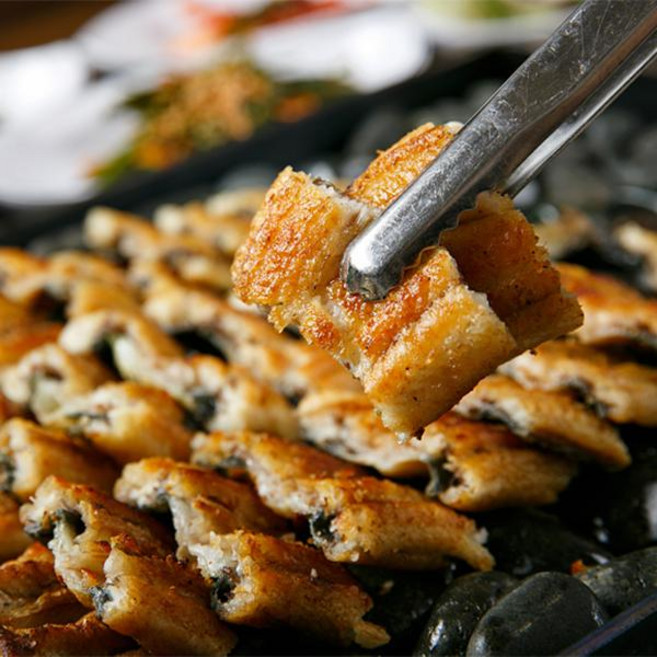 통영새벽수산 손질 바다장어(특대)1kg(1~2미), 1개