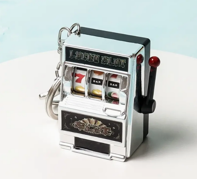 미니 슬롯 머신 키체인 - 럭키 슬롯 키링 생일 축제 선물 777 게임슬롯 키링 장난감 슬롯 키링 백참 가방꾸미기 에어팟고리 키걸이, 실버색, 1개