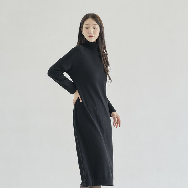 겨울 목폴라 롱 니트 원피스 터틀넥 루즈핏 긴팔 하이넥 H라인 [다미]