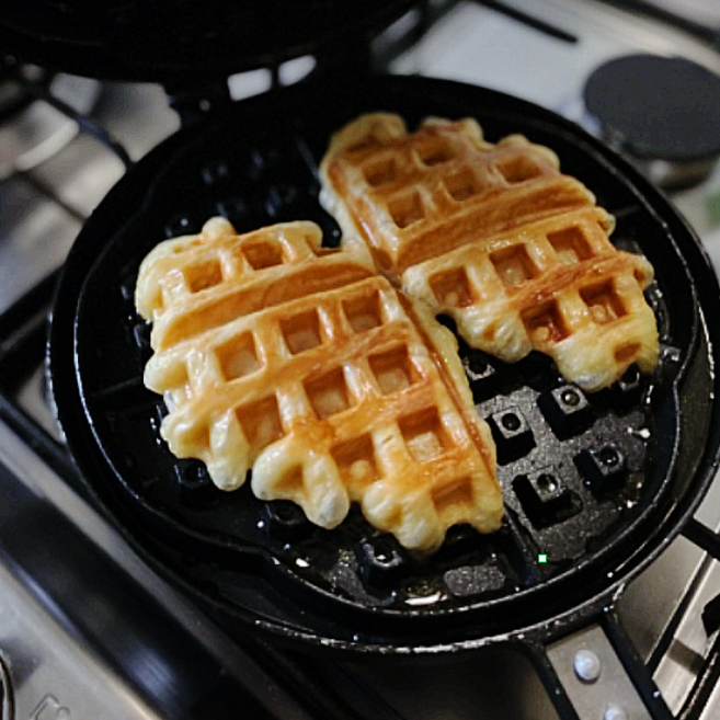 와플팬 와플 후라이팬 메이커 크로플 만들기 기계 와플펜 점보 윤스테이 세척 (원형 사각 하트), 대형 원형 와플팬+세척솔, 1개