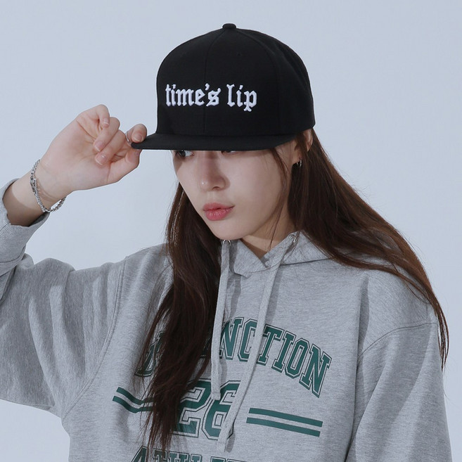 타임슬립 스냅백 로만 로고