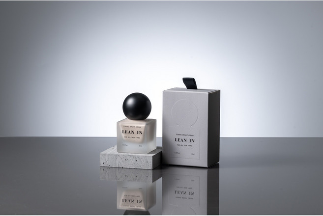 LEAN IN 果蜜燈泡霜 SPF15 提亮膚色 水潤光澤美肌, 自然, 1個