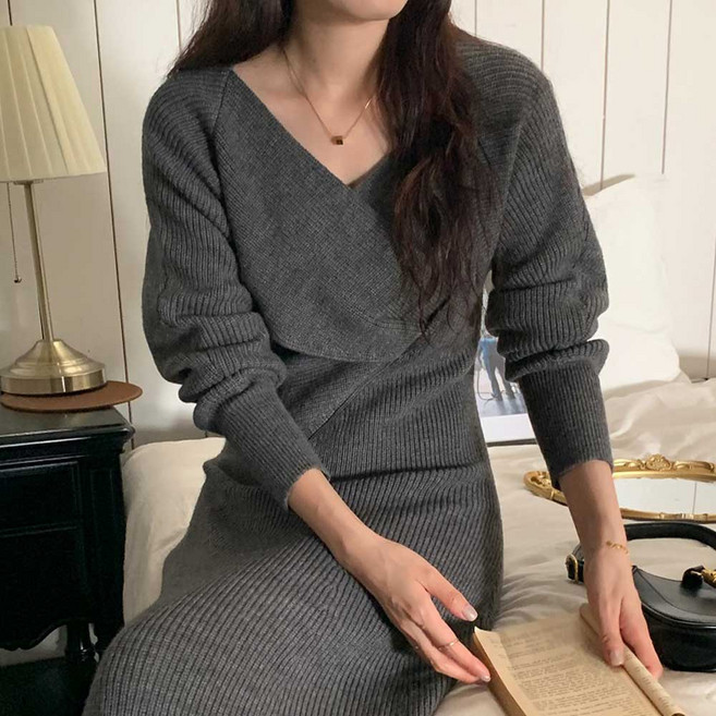 홀리제 루젠 브이넥 크로스 피쉬타입 니트 원피스