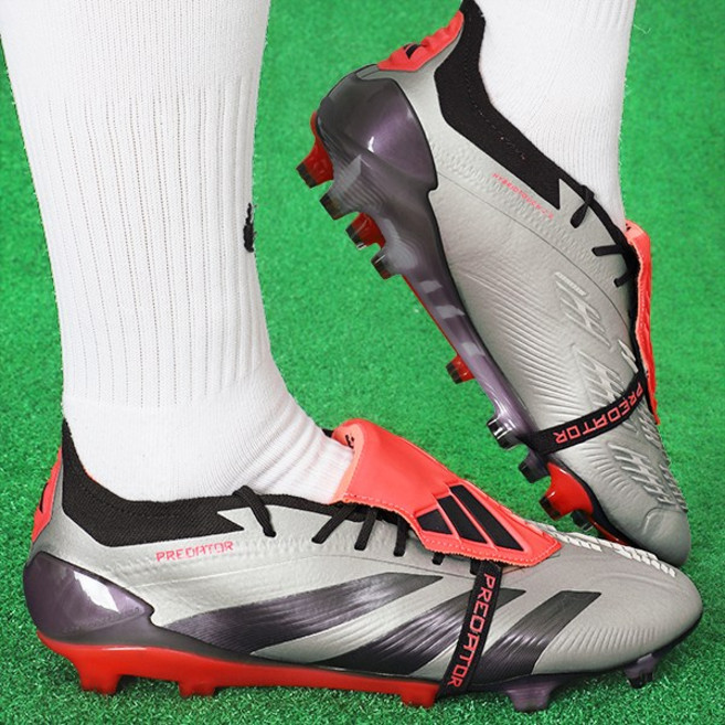 아디다스 축구화 PREDATOR ELITE 엘리트 FT FG 천연잔디용 실버-레드-블랙 3S 로고