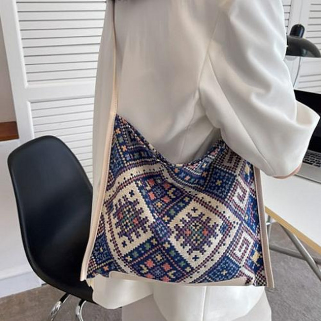 파고미르 다이아패턴 숄더백