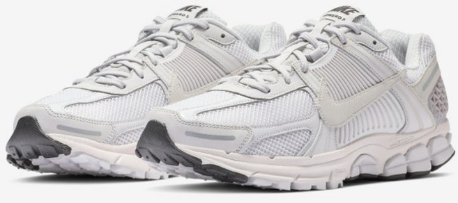 나이키 줌 보메로 5 실버 남여공용 운동화BV1358-001