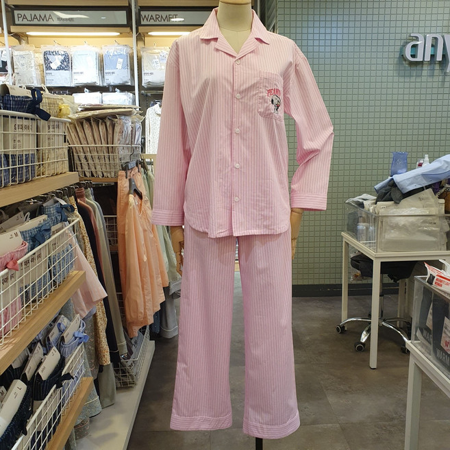 애니바디 면100% 가벼우면서 부드러운 감촉 공용 스누피 9부 파자마세트 2001부평점