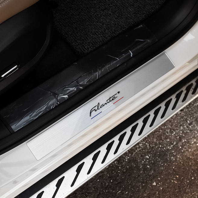 필랑트 차량용품 도어스커프 악세사리 튜닝 몰딩 호환 용품, 헤어라인실버