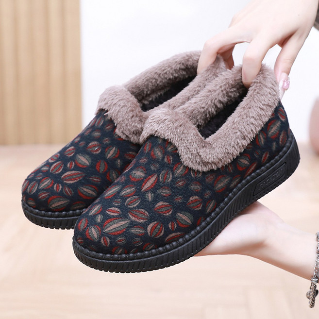 BLTER 엄마 겨울 방한화 미끄럼방지 슬립온 여자 털신발 발편한 단화 기모 털 따뜻한 패션 볍고 편한 여성신발 데일리 캐주얼 여성 스니커즈 할머니 방한화BK101