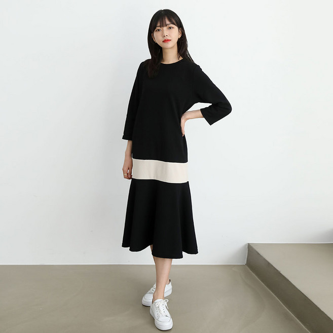 프롬코 여성 데일리 칠부소매 배색 플레어 롱 원피스 FRC151