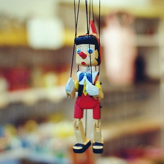 소품가게네 피노키오 인형 마리오네트 20cm 꼭두각시 장식 목각 발리 인테리어 소품 인형극 유치원, 혼합색상