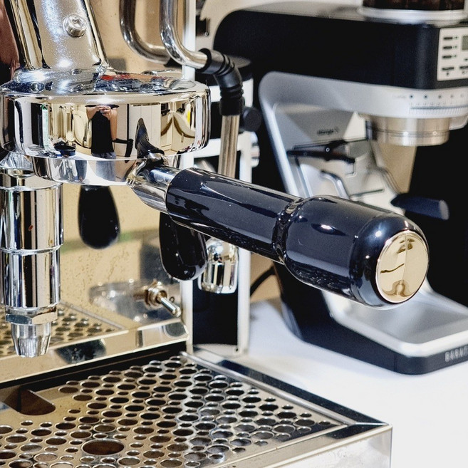 빈플랜트 58mm 바텀리스 포터필터 씨메 마누스 E61 BFC 자르 바스켓 포함, 1. 블랙(바스켓 포함)