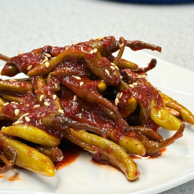 천애반찬 젓갈 고추장아찌 수제반찬, 2개, 600g