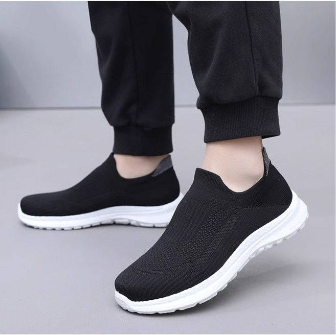 미셀즈픽 남성 초경량 메쉬 스니커즈 슬립온 헬스화 발편한 런닝화 운동화