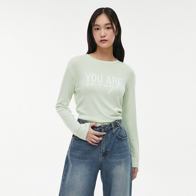 랩 LAP 레터링 슬림 레이온 티셔츠 AQ1CT281_DG