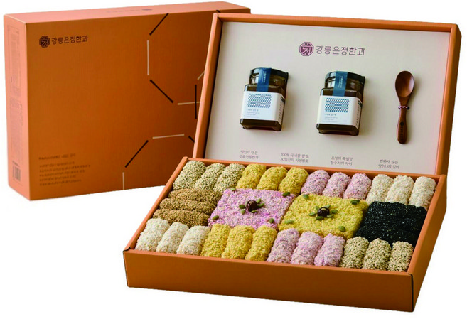 강릉은정한과 청연화 조청유과 선물세트(실크보자기 포장) 수제 전통과자 명절 설날 추석 부모님 상견례선물, 1세트, 1.5kg