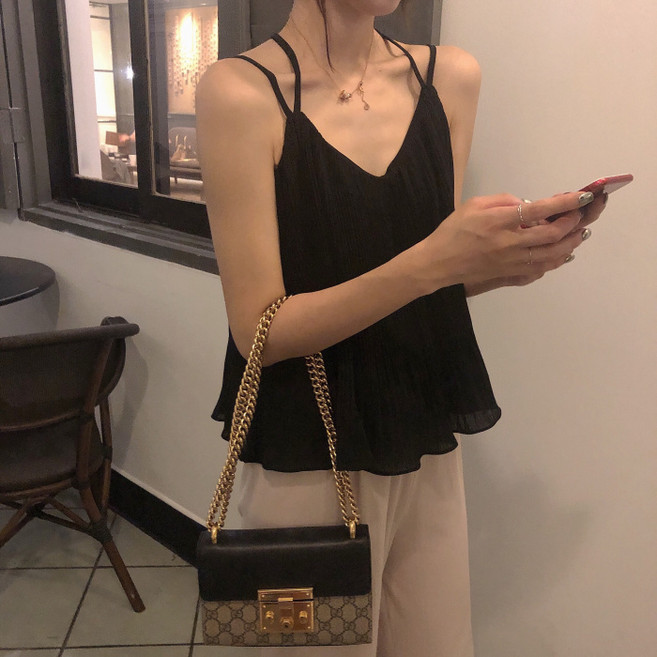 이케 여름 쉬폰 플리츠 끈나시 슬리브리스 휴양지 블라우스