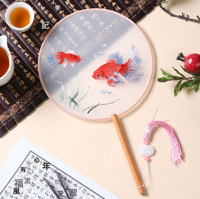 DIU 夏季新古風扇子蘇州雙面刺繡團扇舞蹈用國風漢服旗袍圓扇中國風, 1個, 刺繡扇-遊夢雙鯉:如圖