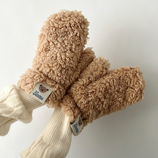 데이룸 여성 곰돌이 뽀글이 벙어리 장갑 귀여운 극세사 방한 장갑