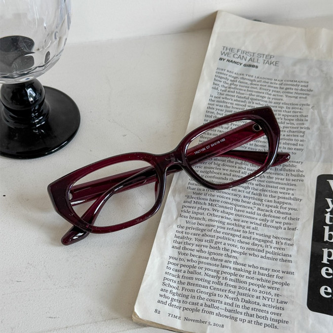 블루씨티 하이 스퀘어 캣츠아이 사각 블루라이트 차단 뿔테 안경