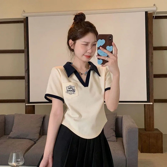 復古撞色Polo領短袖T恤女 短款設計感上衣
