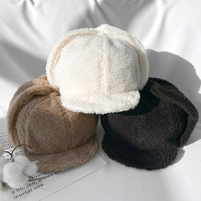 겨울패션 방한모 뽀그리 폼폼 양털 귀달이 군밤모자