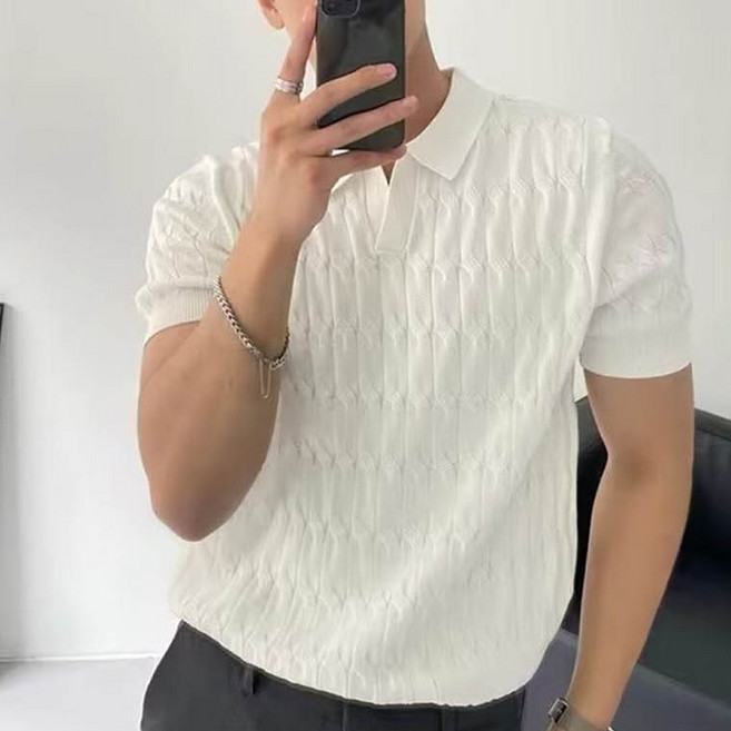 독특하고 감각적인 패션 카라 디테일 여름 반팔티 세련됨