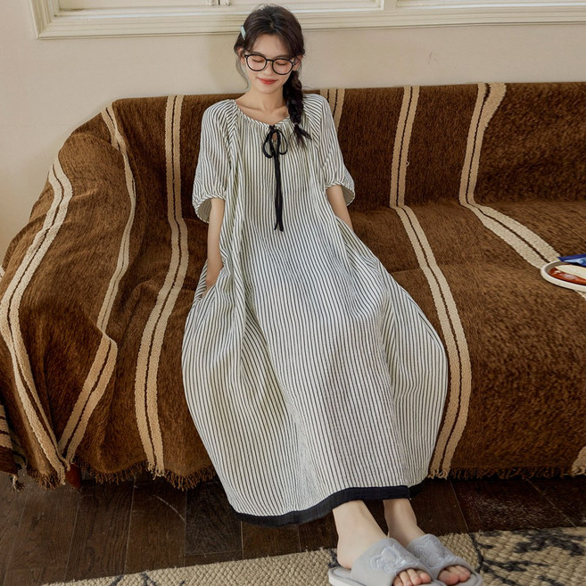 빅사이즈 캡내장 여성 원피스 잠옷 블랙 라인 여자 파자마 노브라 홈웨어