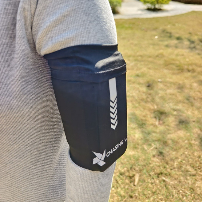 CHASING WIND 러닝 암밴드 휴대폰 완장 5-7.5인치 대응 아이폰 삼성 갤럭시 호환 통기성 경량 스포츠 슬리브 등산 러닝 암백