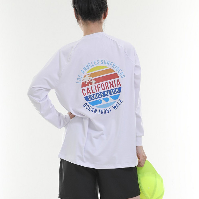 일루소 베니쉬비치 오버핏 긴팔 여성용 래쉬가드