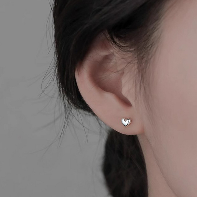 하트 미니 침 귀걸이