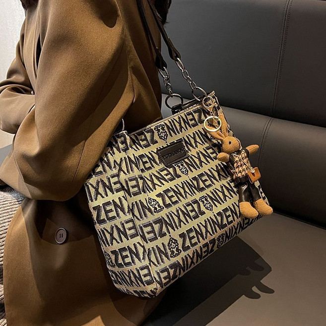 여성 사계절 천 가방 켄버스 숄더백 알파벳 무늬 LOVE