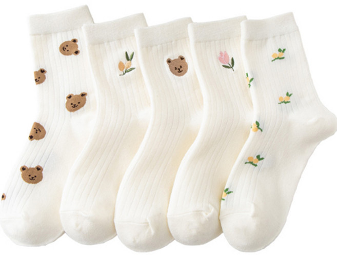 스콩 여성 데이지 자수 화이트 중목 양말 5종 세트