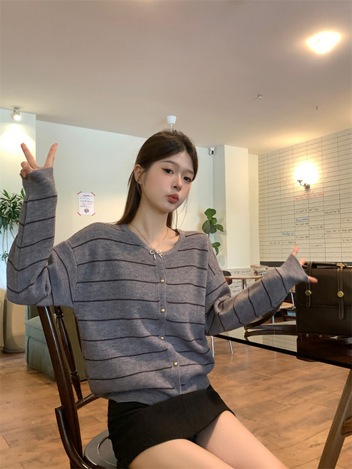 梨卡 女裝 復古條紋針織外套 長袖寬鬆舒適