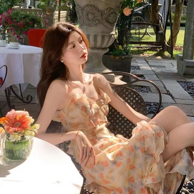 DIU 碎花連衣裙仙女氣質中長款小衆設計感荷葉邊不對稱花色吊帶連衣裙, M