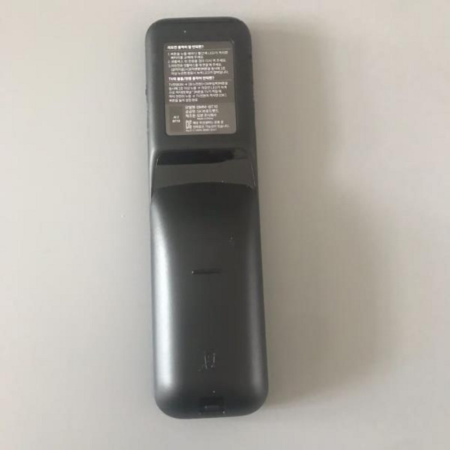 호환 리모컨 BMM-BT10은 BTV 블루투스 스마트 TV(음성 제어 기능 포함)와 호환됩니다.