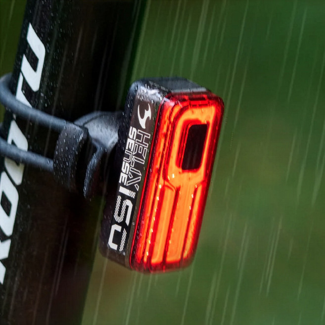 문라이트 헬릭스 센스 150 / 자전거 후미등 / 브레이크등 기능, 1개, 블랙