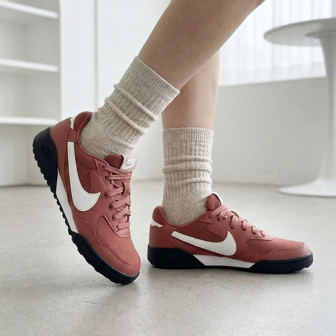 나이키 테라만타 캐니언러스트여성 데일리 워킹화 신발파우치증정