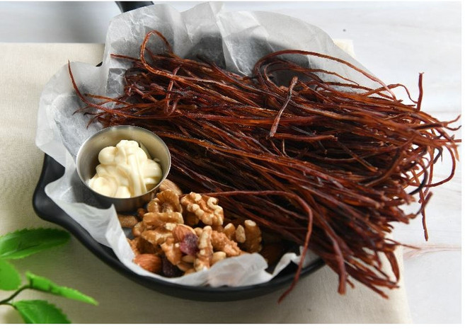 건어물언니가 추천하는 쫄깃하고 맛있는 빼빼오징어 (오징어귀채) 500g, 1개